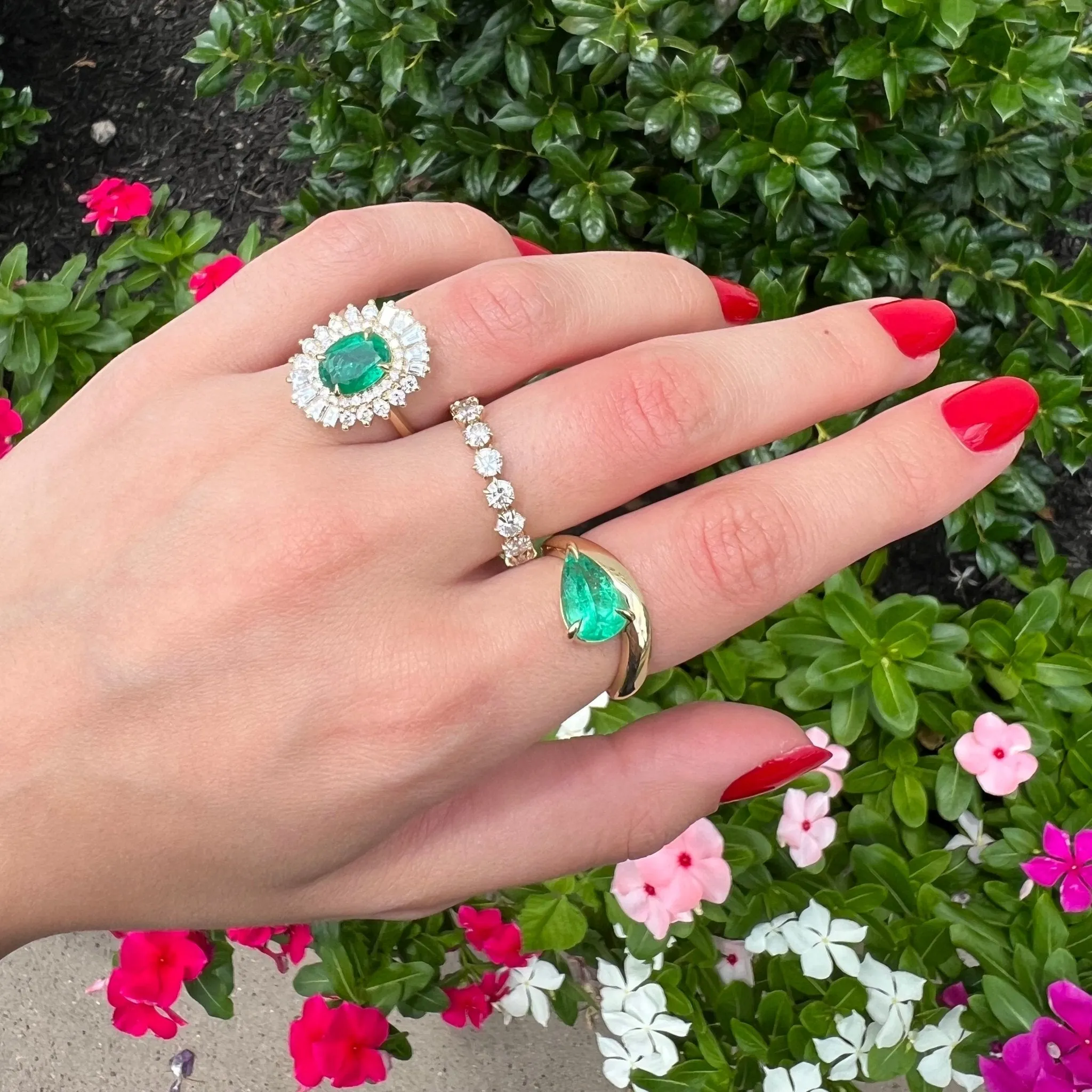 2.04ct Emerald Sunburst Ring
