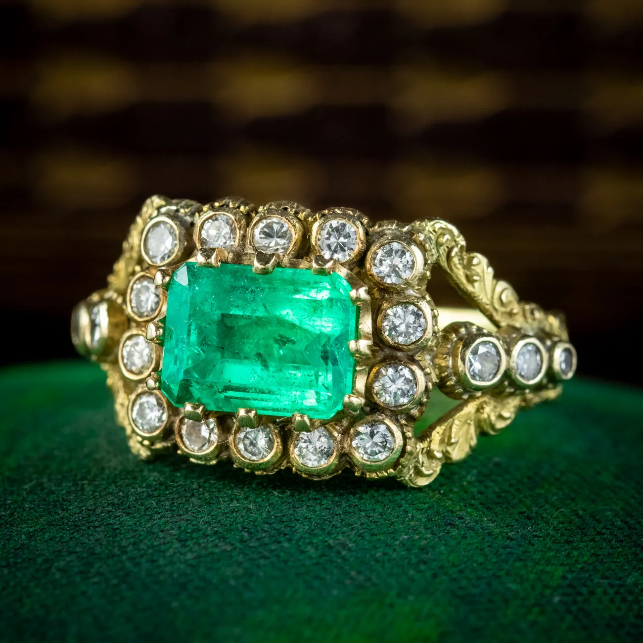 Antique Georgian Emerald Diamond Cluster Ring 2ct Emerald Dated 1828