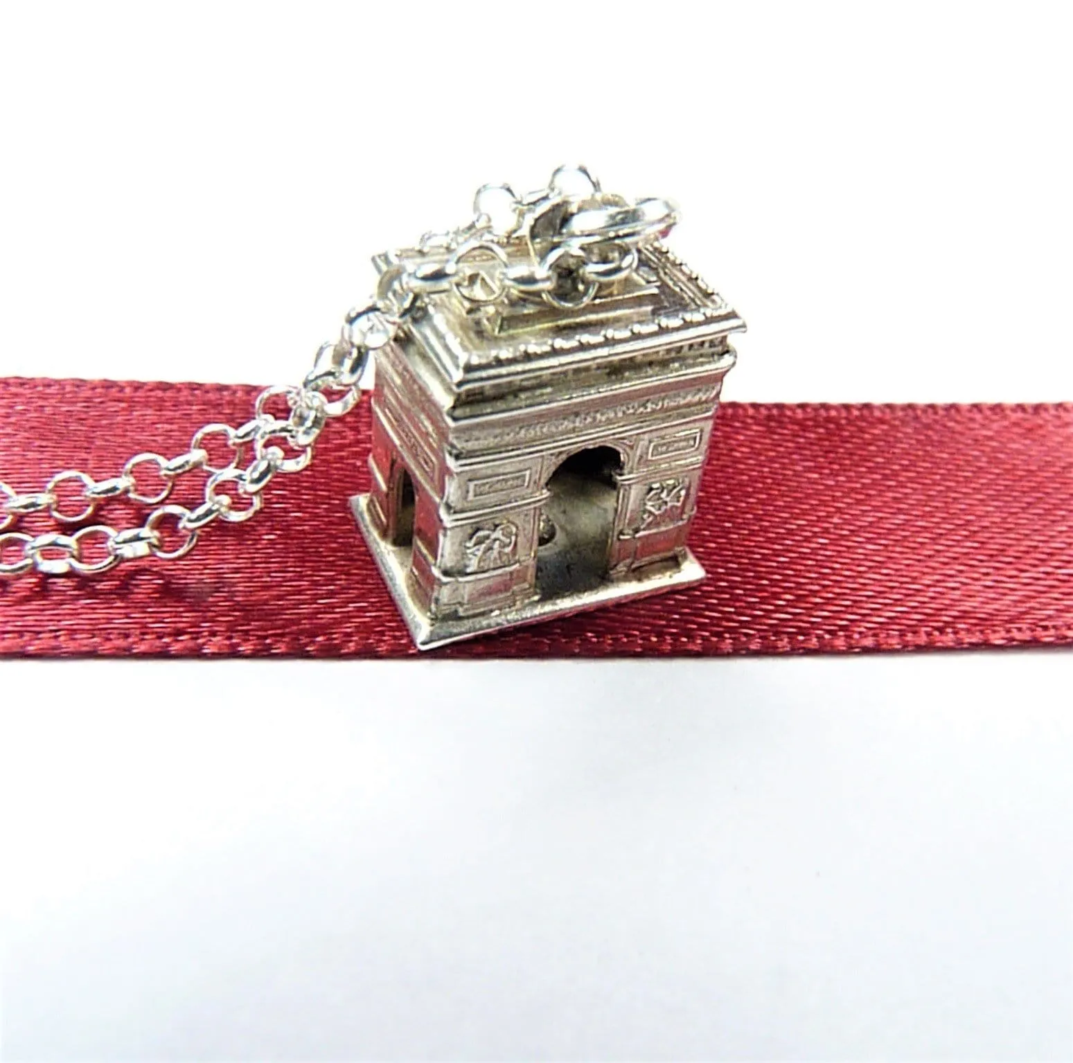 Arc de Triomphe Sterling Silver Pendant With 18 Inch Chain