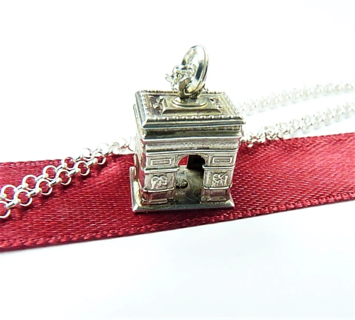 Arc de Triomphe Sterling Silver Pendant With 18 Inch Chain