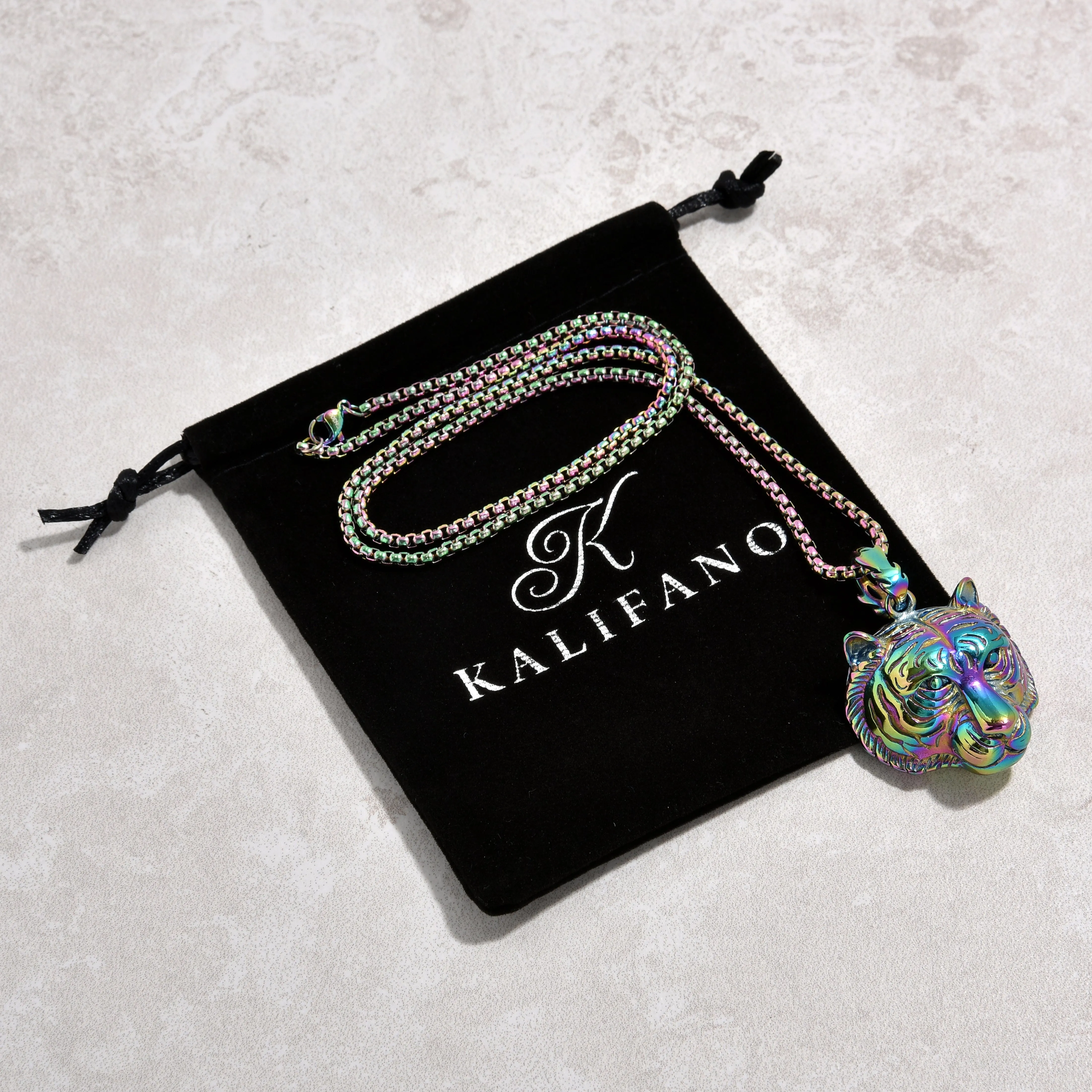 Aurora Borealis Tiger Steel Hearts Necklace