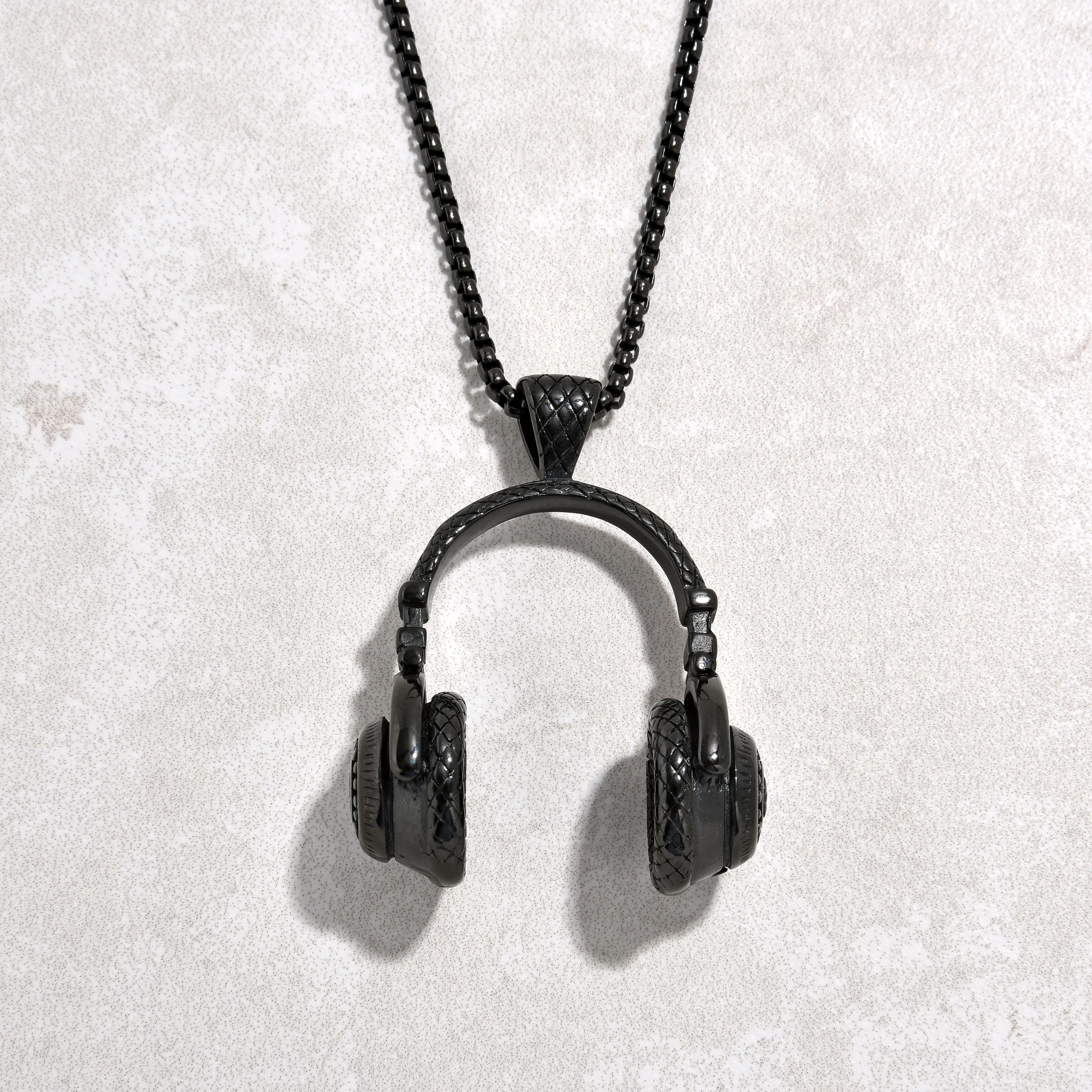 Black Gun Metal Large Headphones Steel Hearts Necklace