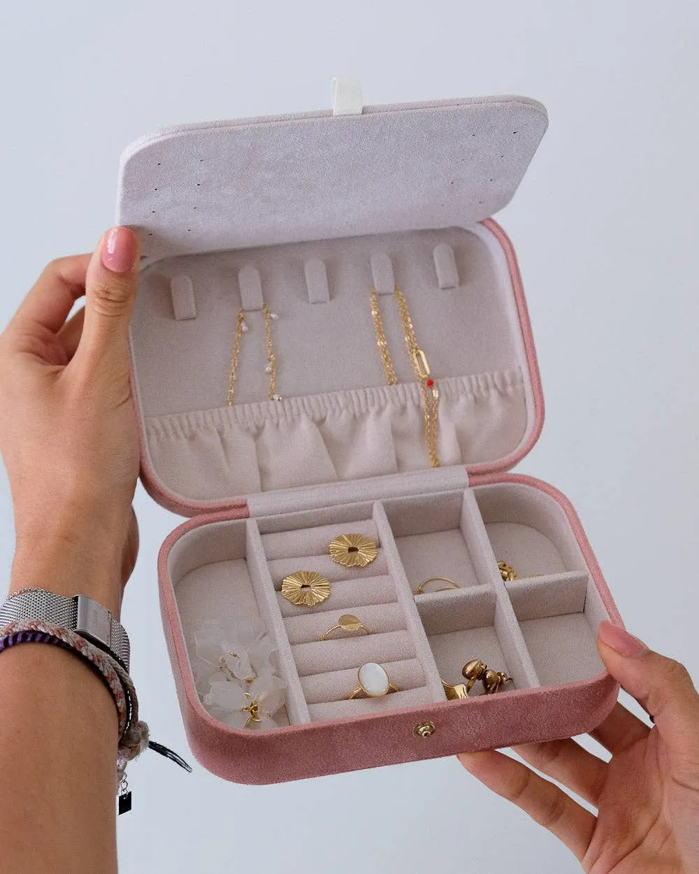 Brigitte velvet travel jewelry box