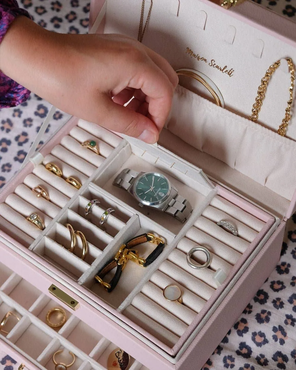 Denise-Pink Leather Jewelry Box