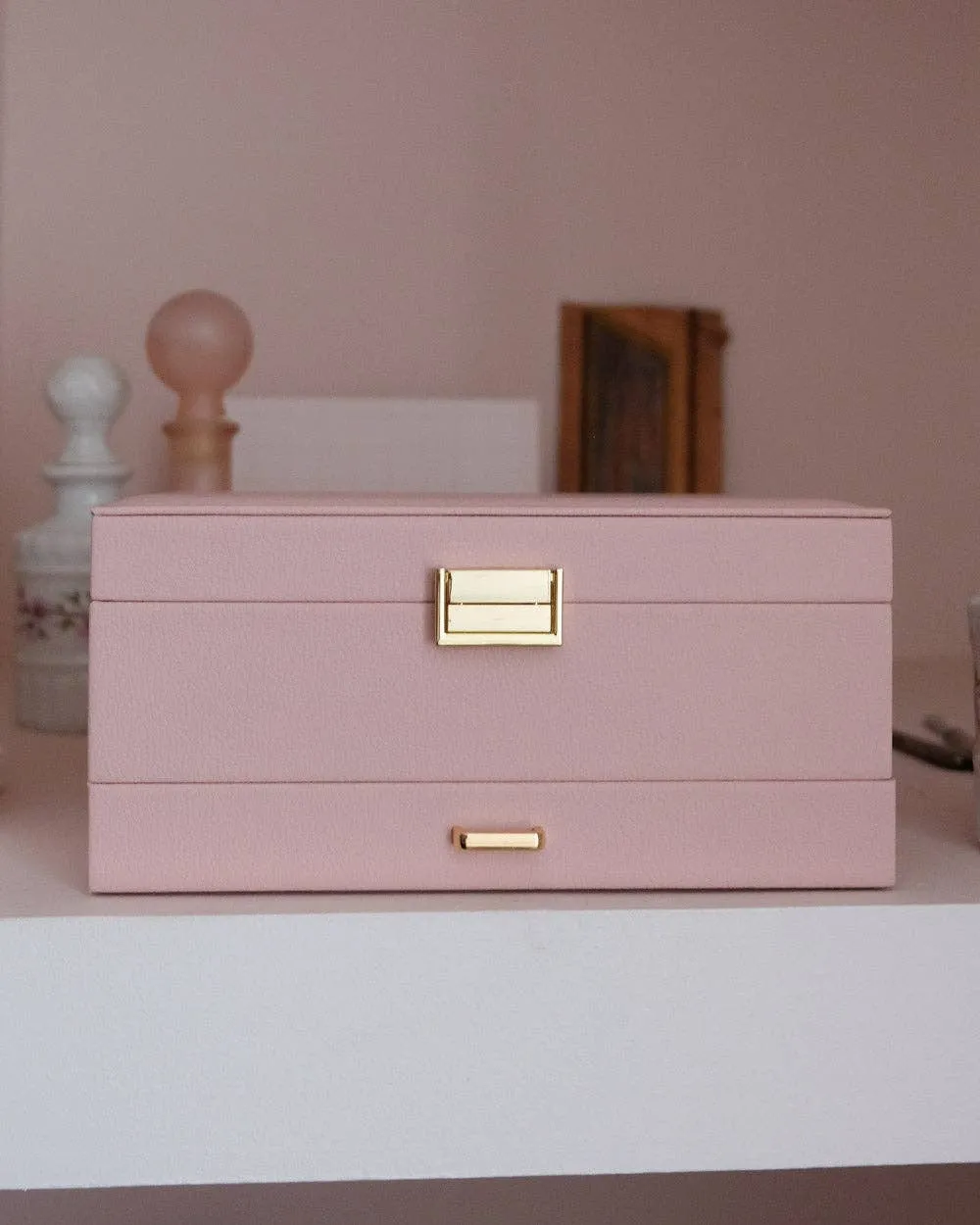 Denise-Pink Leather Jewelry Box