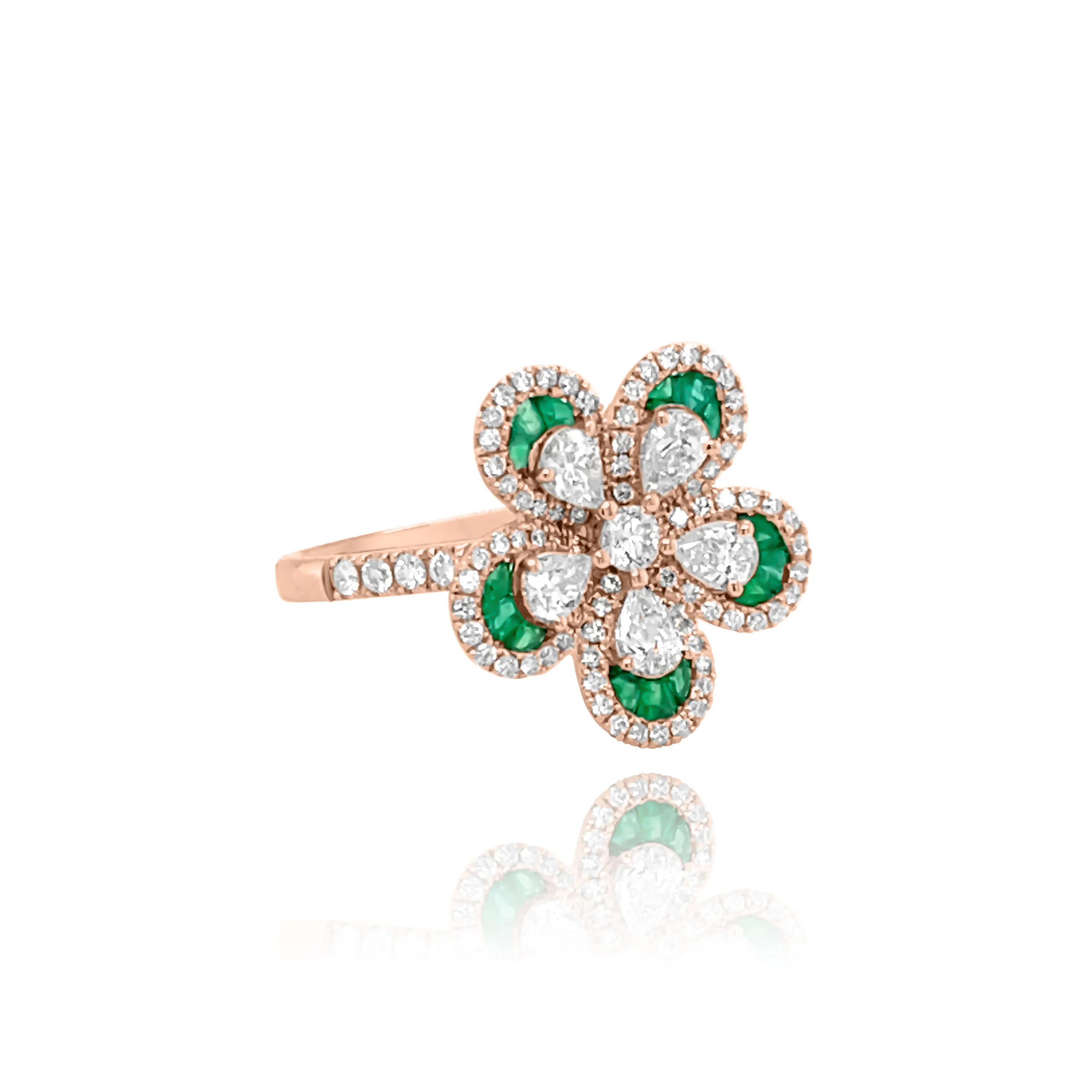 DIAMONDS & EMERALD "BUTTERCUP" RING.