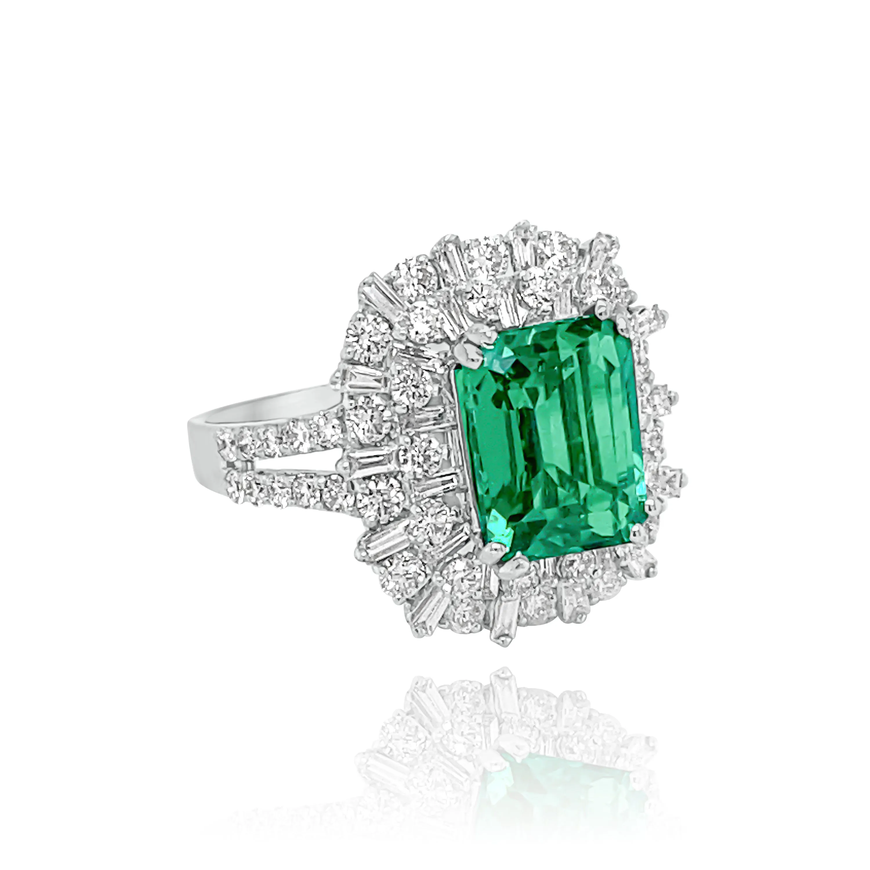 DIAMONDS & EMERALD  "LOUISE" RING.