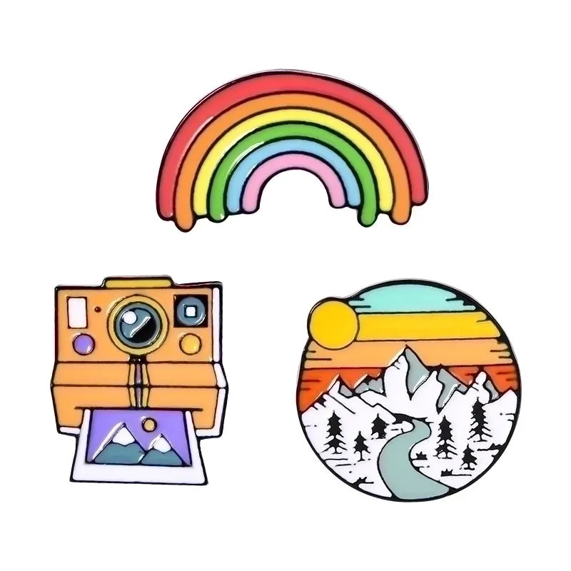 Fashion Pin Rainbow Camera Alloy Enamel Unisex Brooches
