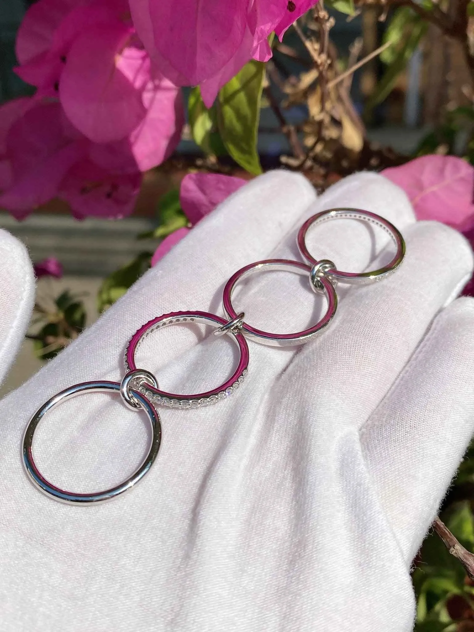 Fashion Silver Connected Rings No. 1