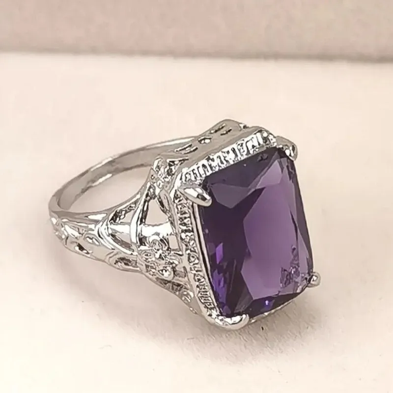 Huitan Aesthetic Flower Design Purple Cubic Zirconia Rings for Women /Wedding , Anniversary, Party Ring