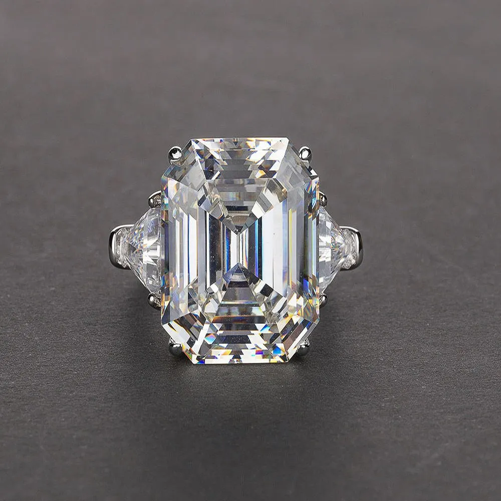 Huitan Luxury Solitaire Big Rectangle CZ for  Women / Wedding, Engagement ring.