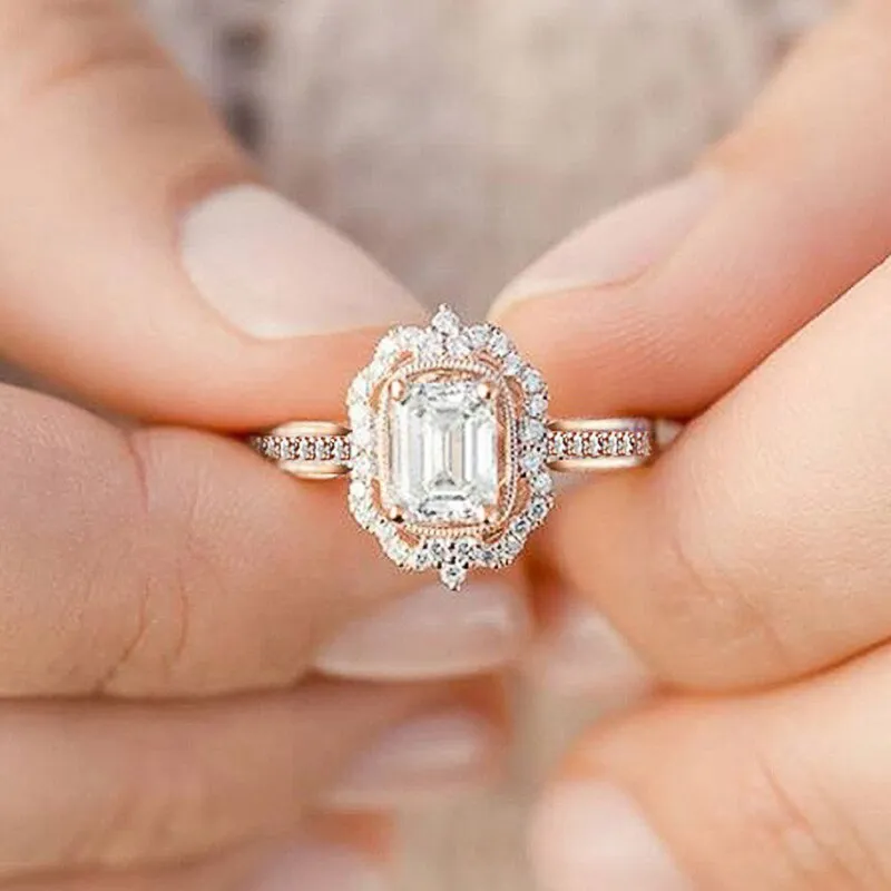 Huitan Romantic Rose Gold Color Rings Women Fashion Finger-ring Accessories for Party Good Quality New Statement Jewelry Gift