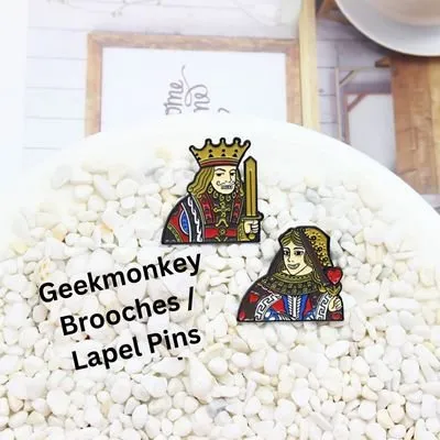 King and Queen - Metal Brooch