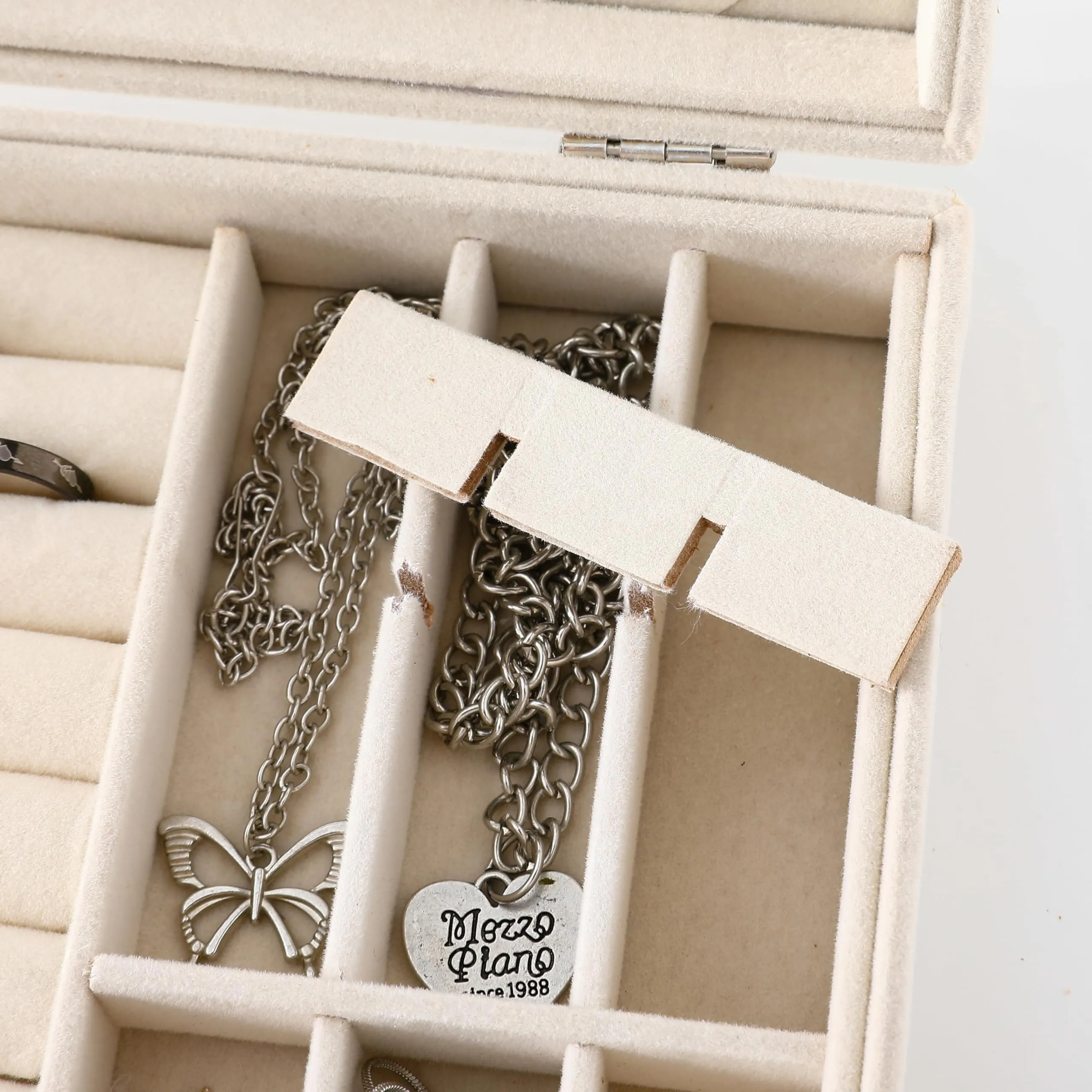 Kuber Industries Pack of 3 Velvet Jewelry Box Organizer | Jewelry Storage Box | Jewelry Organizer | Showcase Holder Dresser Organizer for Earring Necklace Bracelet Ring |YXX-019 | White