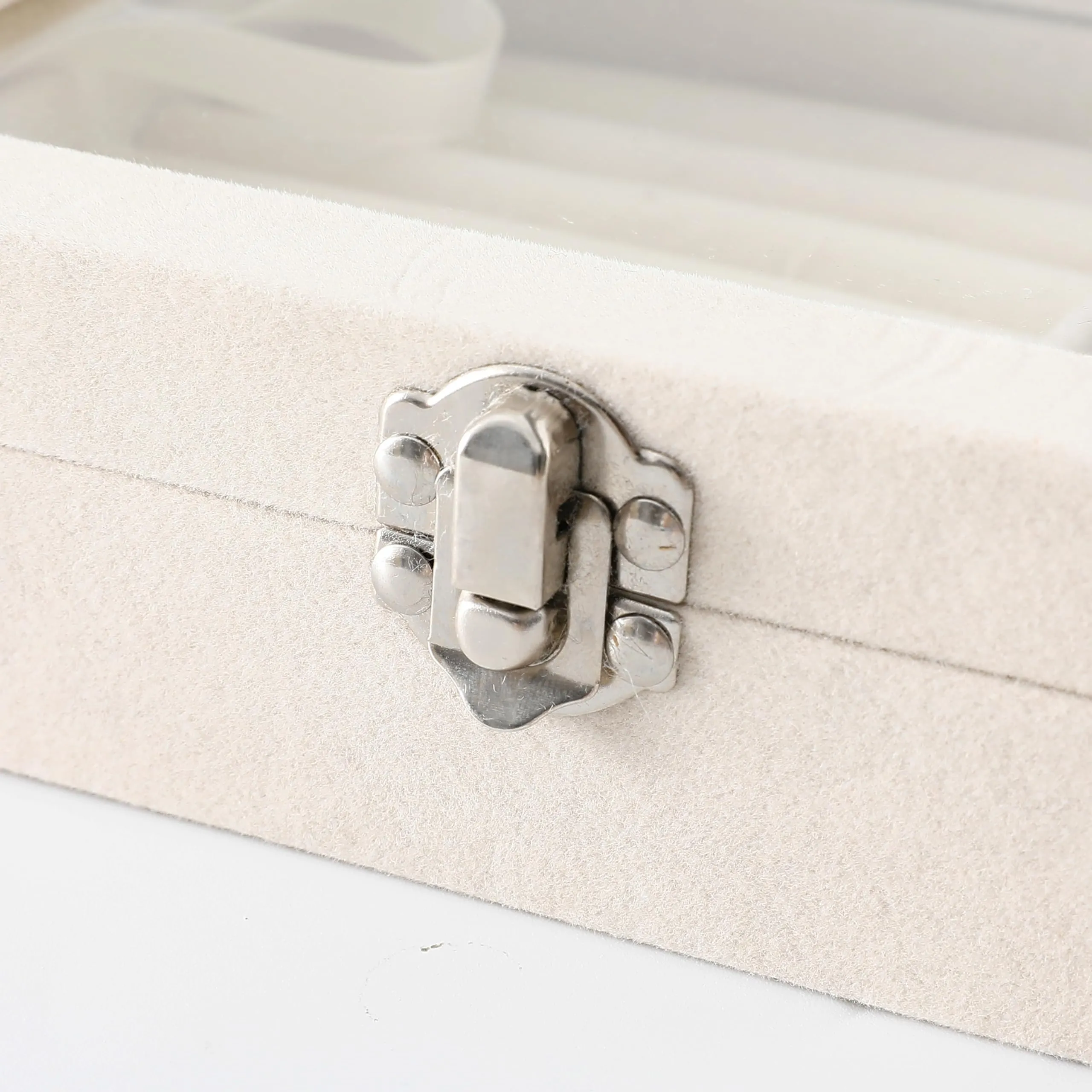 Kuber Industries Pack of 3 Velvet Jewelry Box Organizer | Jewelry Storage Box | Jewelry Organizer | Showcase Holder Dresser Organizer for Earring Necklace Bracelet Ring |YXX-019 | White