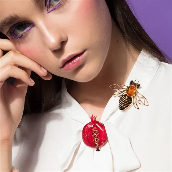 Pomegranate Brooch by Elsa O
