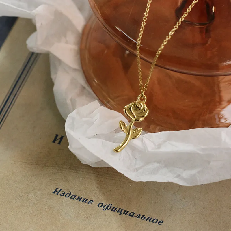 Rose Pendant Necklace