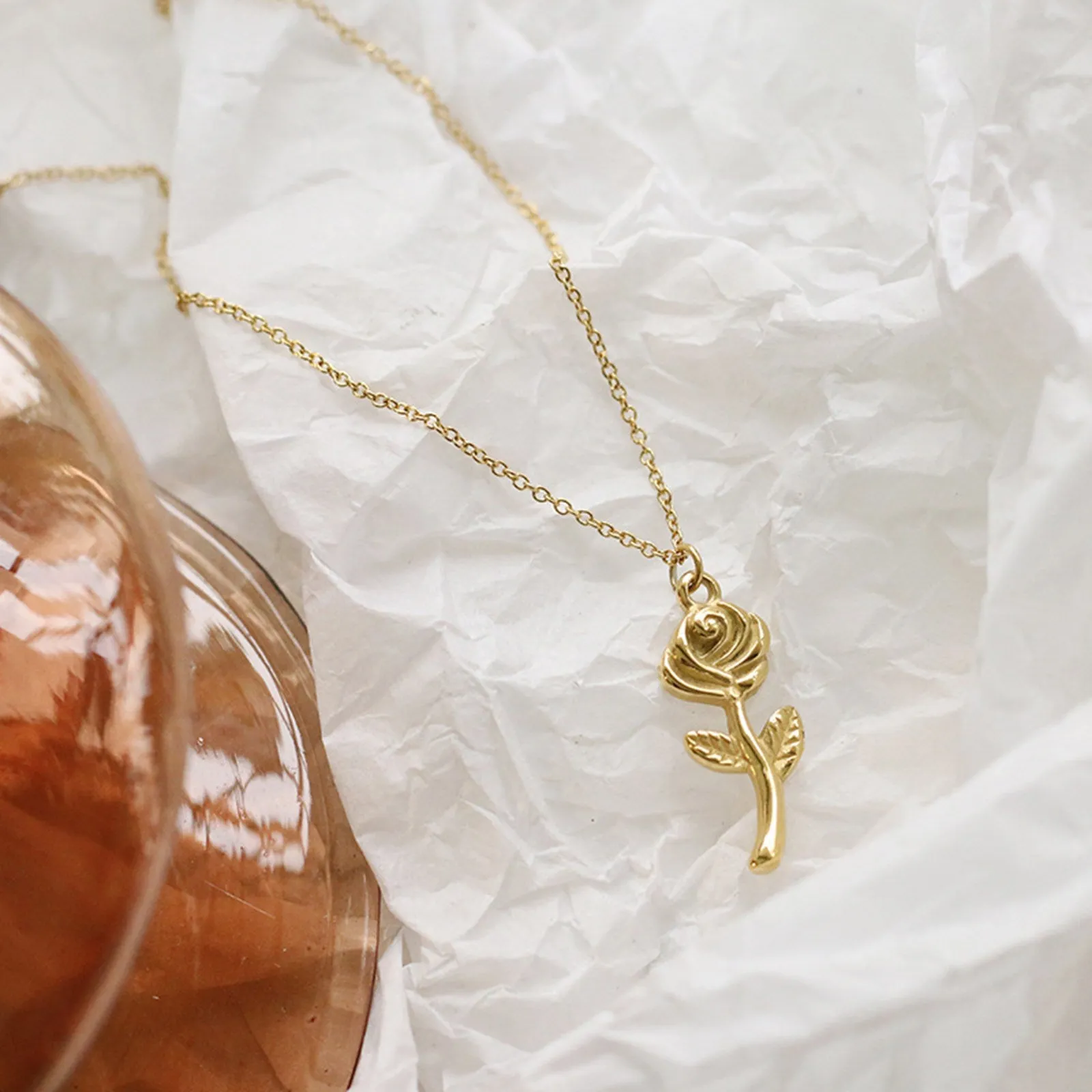 Rose Pendant Necklace