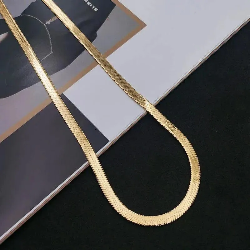 Sophisticated Gold & Silver Chain Necklace: Elegant Women's Jewelry