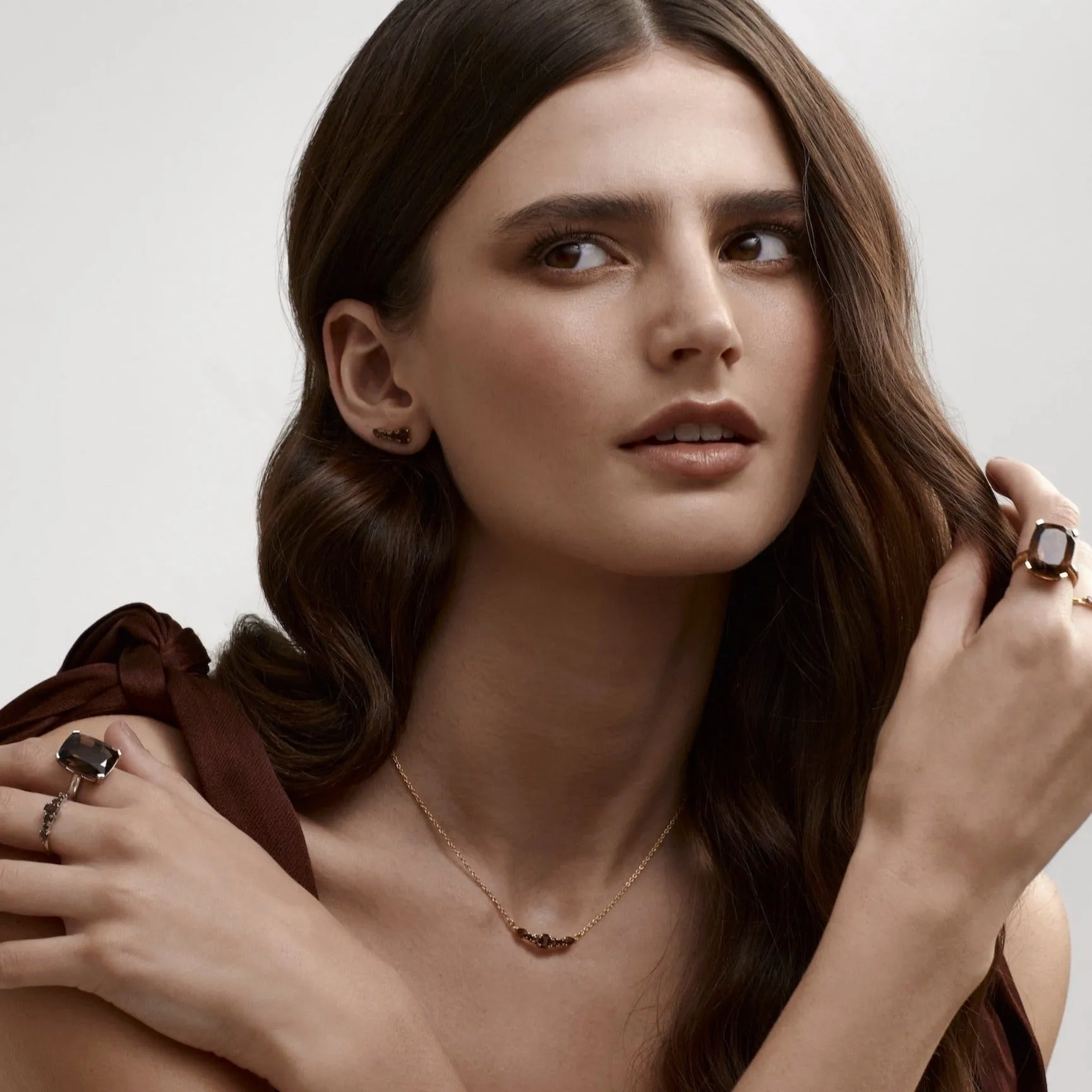 Theia / Necklace / Smokey Quartz   Gold