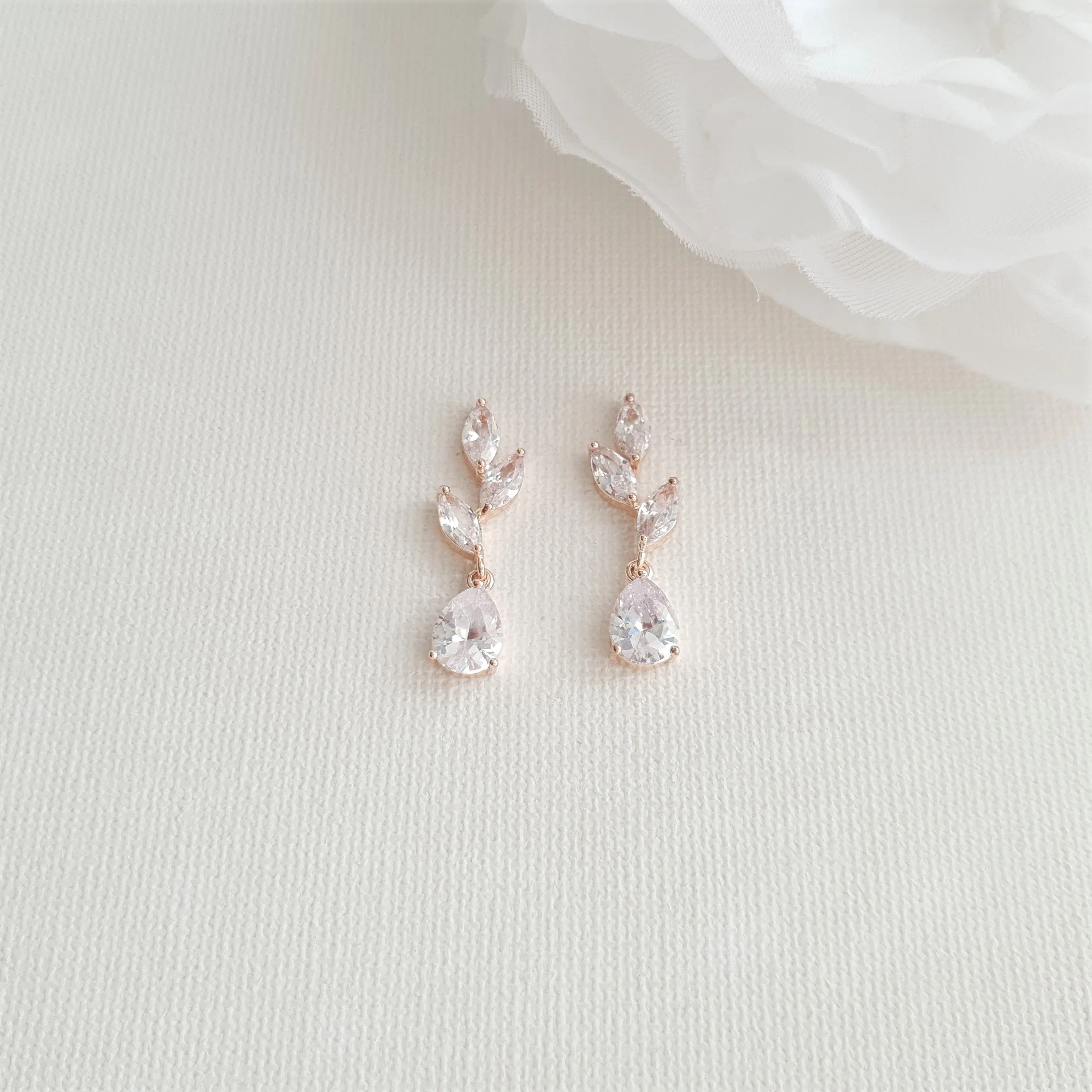 Wholesale Leaf Drop Earrings-Taylor