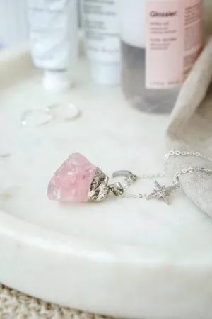 Xander Kostroma - 925 Sterling Silver Raw Cut Rose Quartz Moon & Star Necklace - Ideal for Women- Enhances Love and Healing - Handcrafted Unique Jewelry - 68cm Length - Perfect Gift for Peace and Style