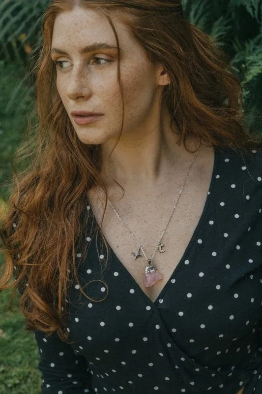 Xander Kostroma - 925 Sterling Silver Raw Cut Rose Quartz Moon & Star Necklace - Ideal for Women- Enhances Love and Healing - Handcrafted Unique Jewelry - 68cm Length - Perfect Gift for Peace and Style