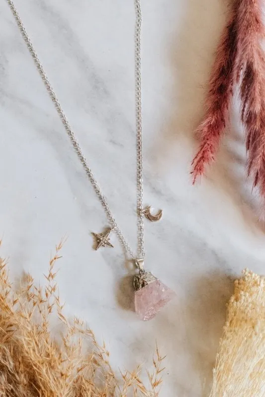 Xander Kostroma - 925 Sterling Silver Raw Cut Rose Quartz Moon & Star Necklace - Ideal for Women- Enhances Love and Healing - Handcrafted Unique Jewelry - 68cm Length - Perfect Gift for Peace and Style